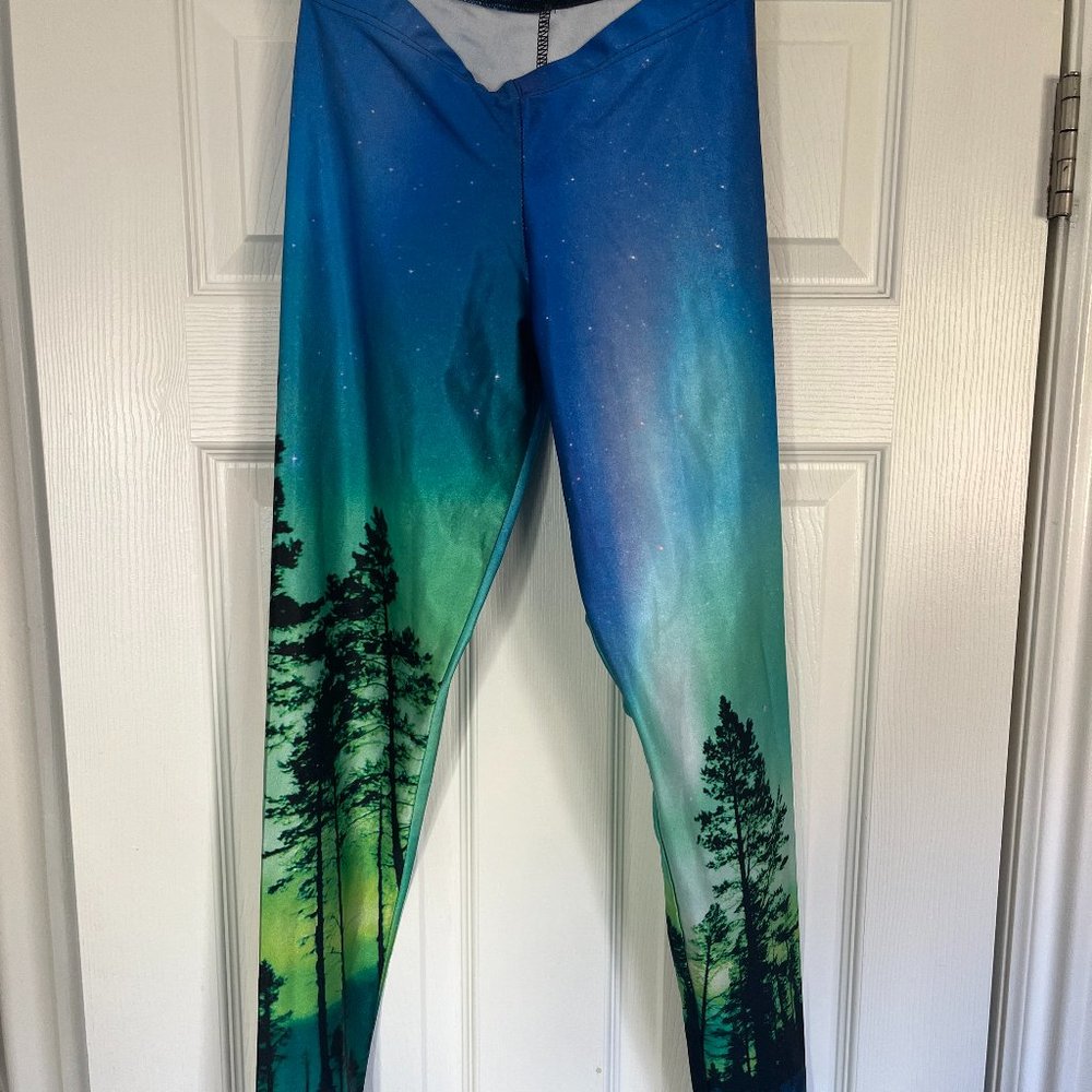 Blackmilk Aurora Skye leggings